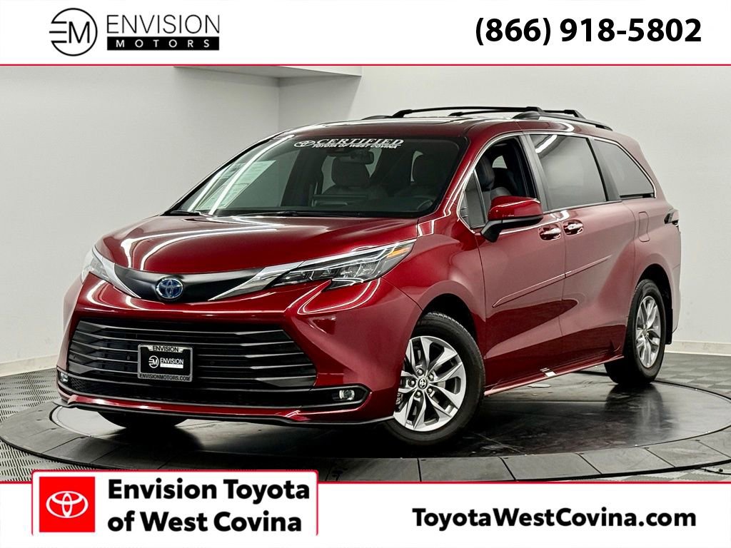 Certified 2025 Toyota Sienna XLE