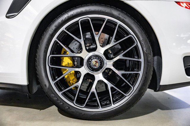 Used 2015 Porsche 911 Turbo S image 35