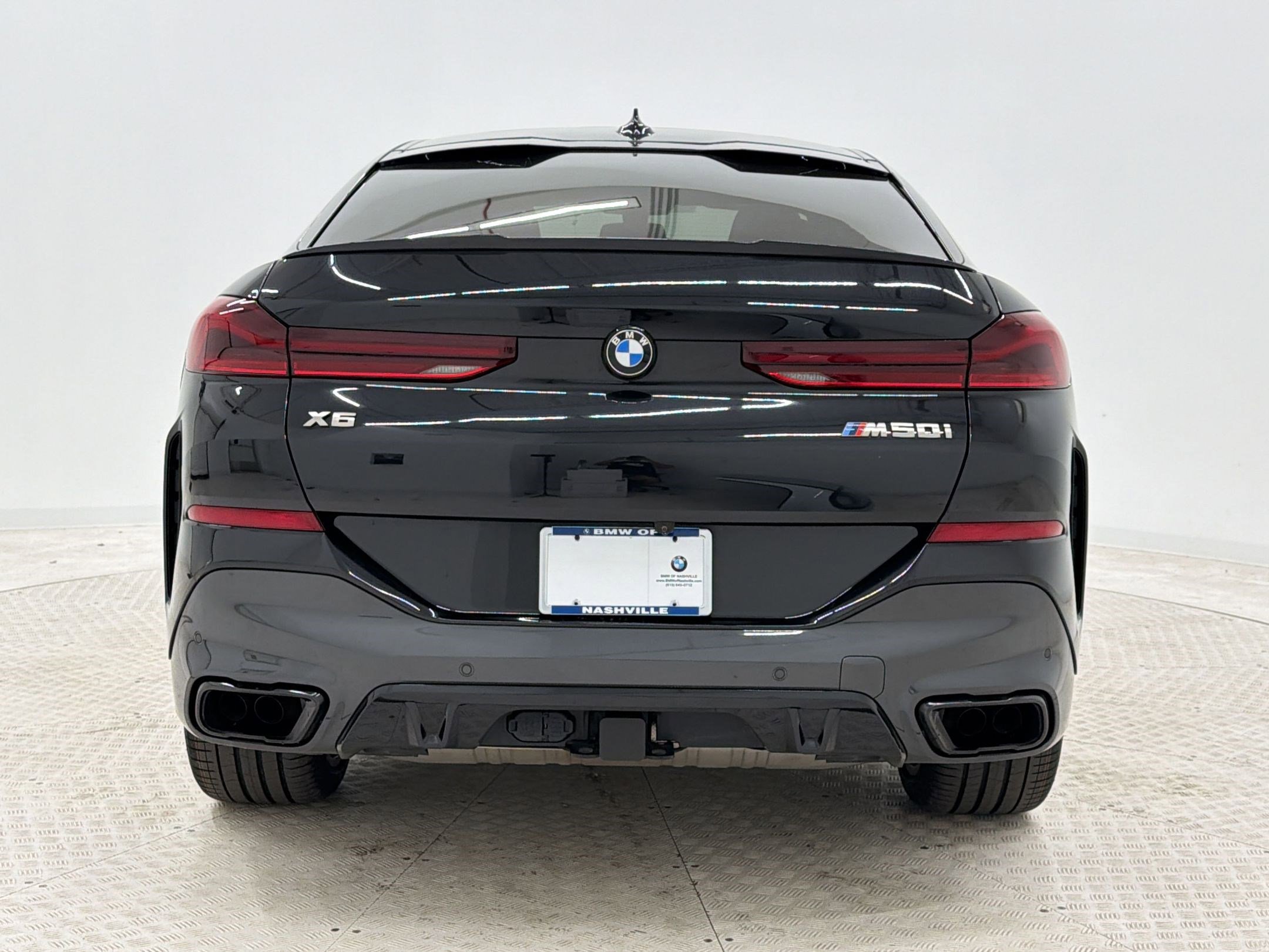 Used 2022 BMW X6 M50i image 10