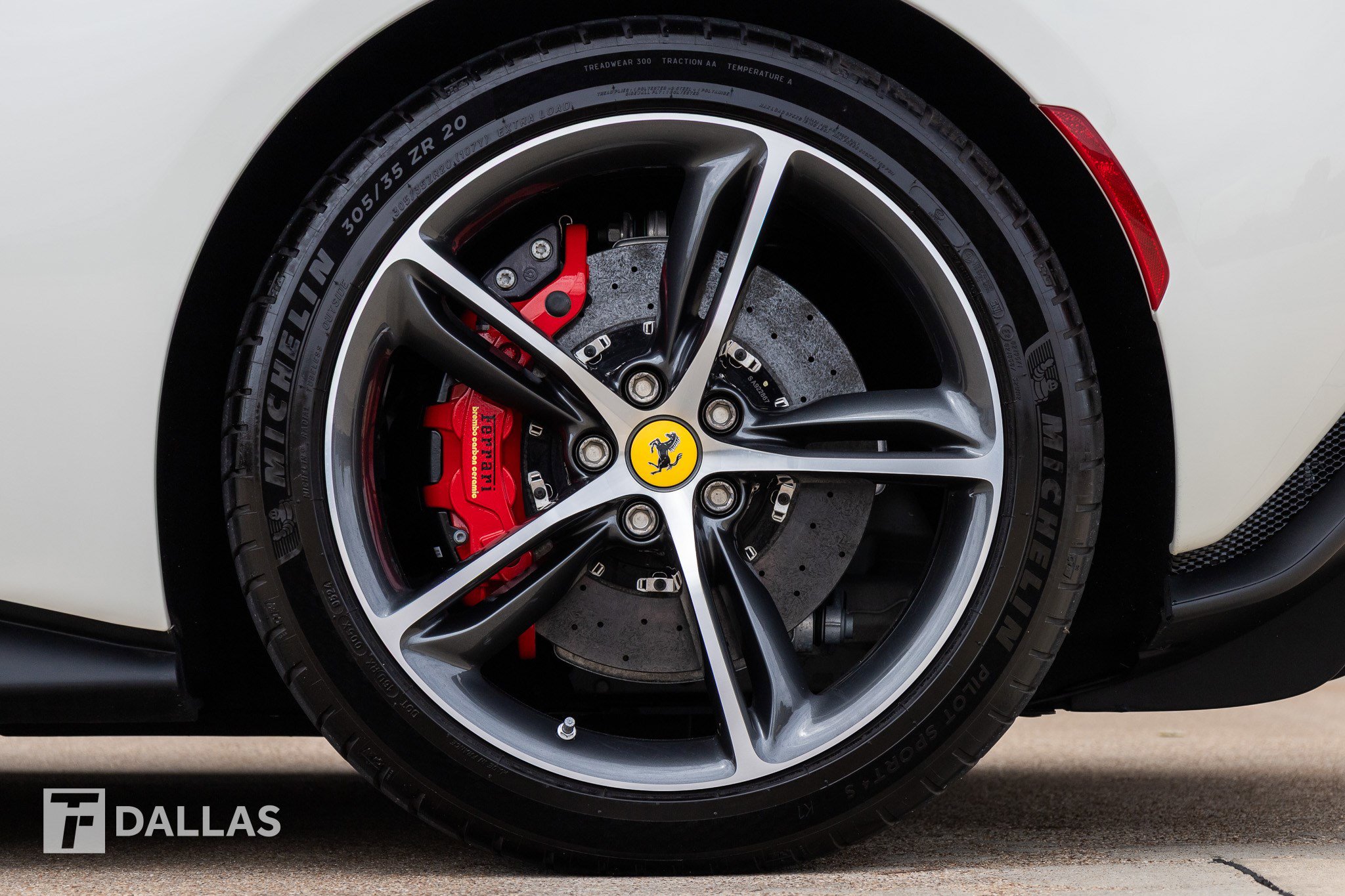 Used 2024 Ferrari 296 GTS RWD image 9