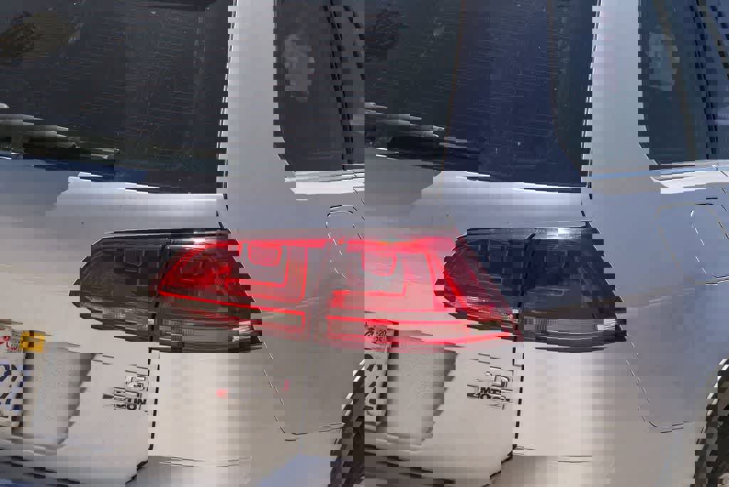 Used 2017 Volkswagen Golf Alltrack SE AWD/4WD image 10