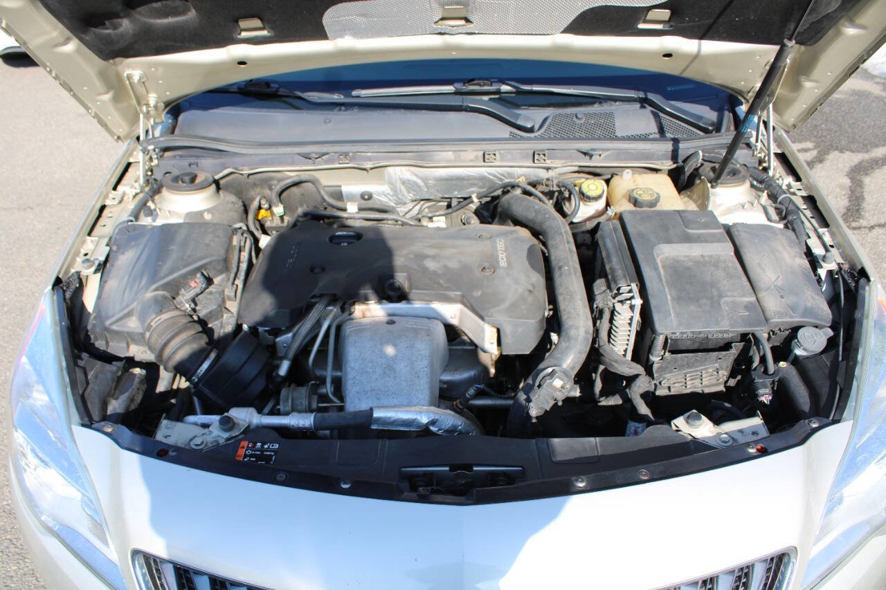 Used 2014 Buick Regal image 15