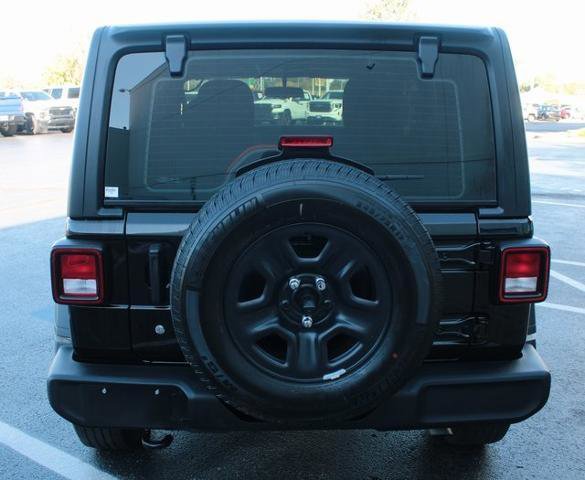 Used 2022 Jeep Wrangler Sport image 8