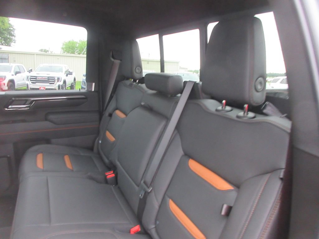 New 2026 GMC Sierra 2500 AT4 w/ AT4 Premium Plus Package AWD/4WD image 16