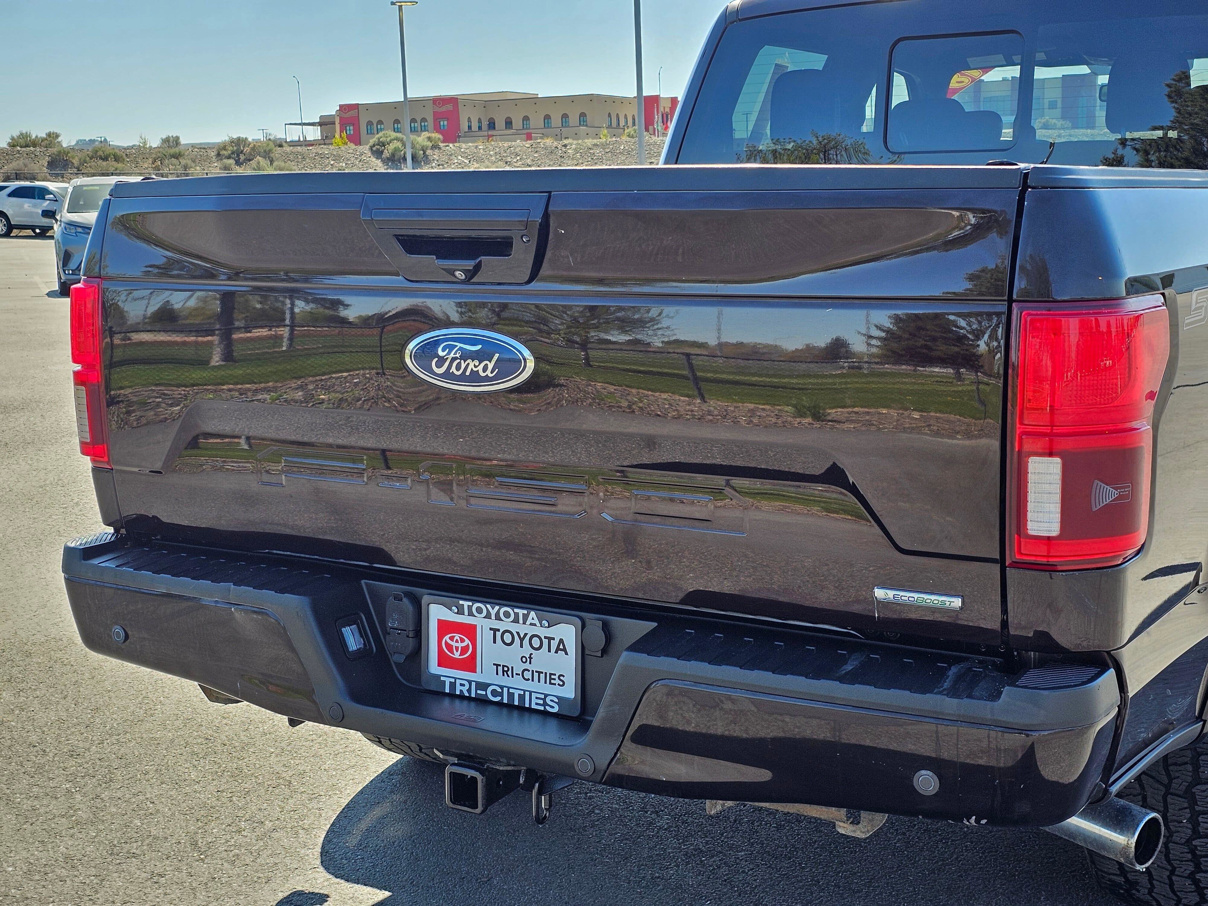 Used 2018 Ford F150 Lariat w/ Equipment Group 502A Luxury AWD/4WD image 13