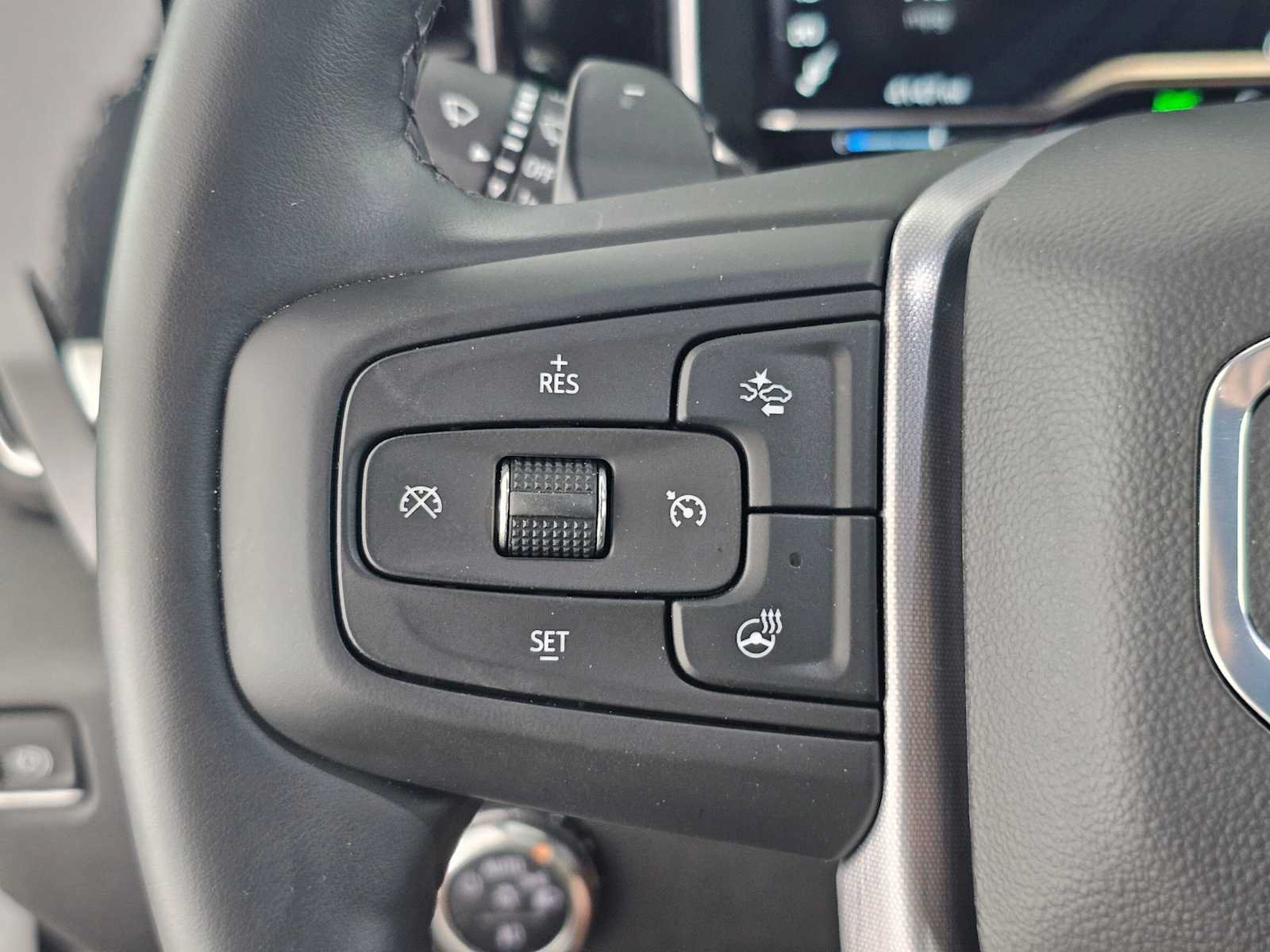 Used 2025 GMC Sierra 1500 Elevation w/ Preferred Package AWD/4WD image 29