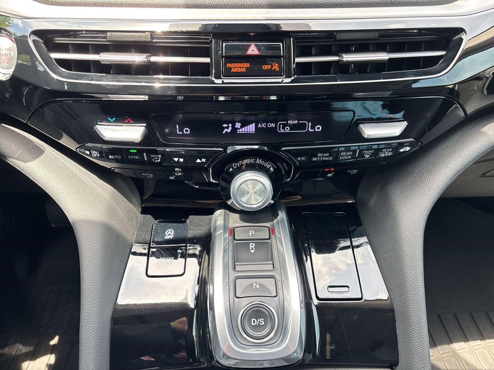 Used 2024 Acura MDX SH-AWD image 17