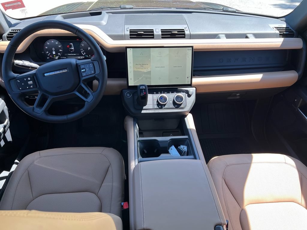 New 2026 Land Rover Defender 130 X-Dynamic SE AWD/4WD image 24