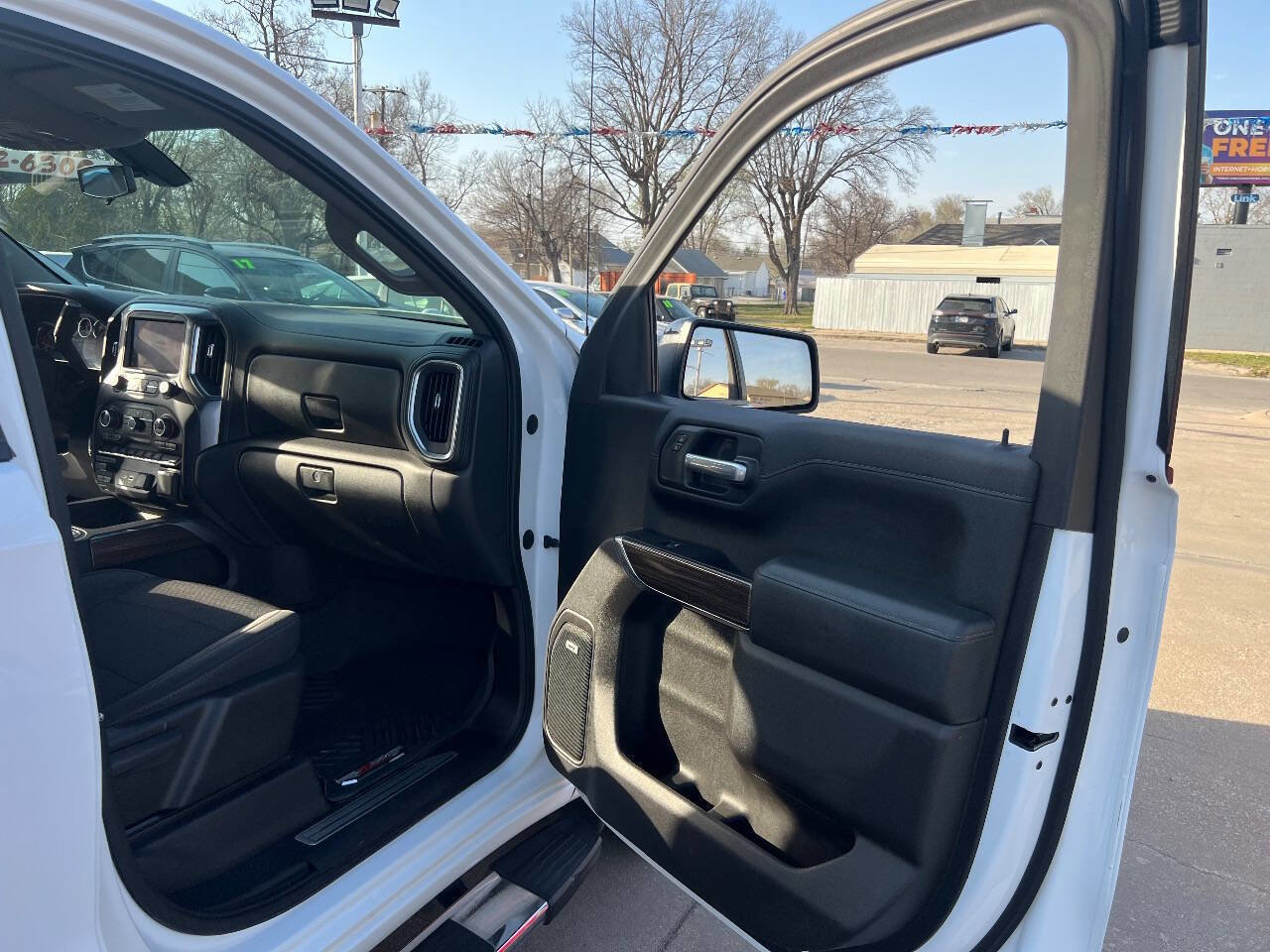 Used 2020 Chevrolet Silverado 1500 RST w/ All-Star Edition image 19