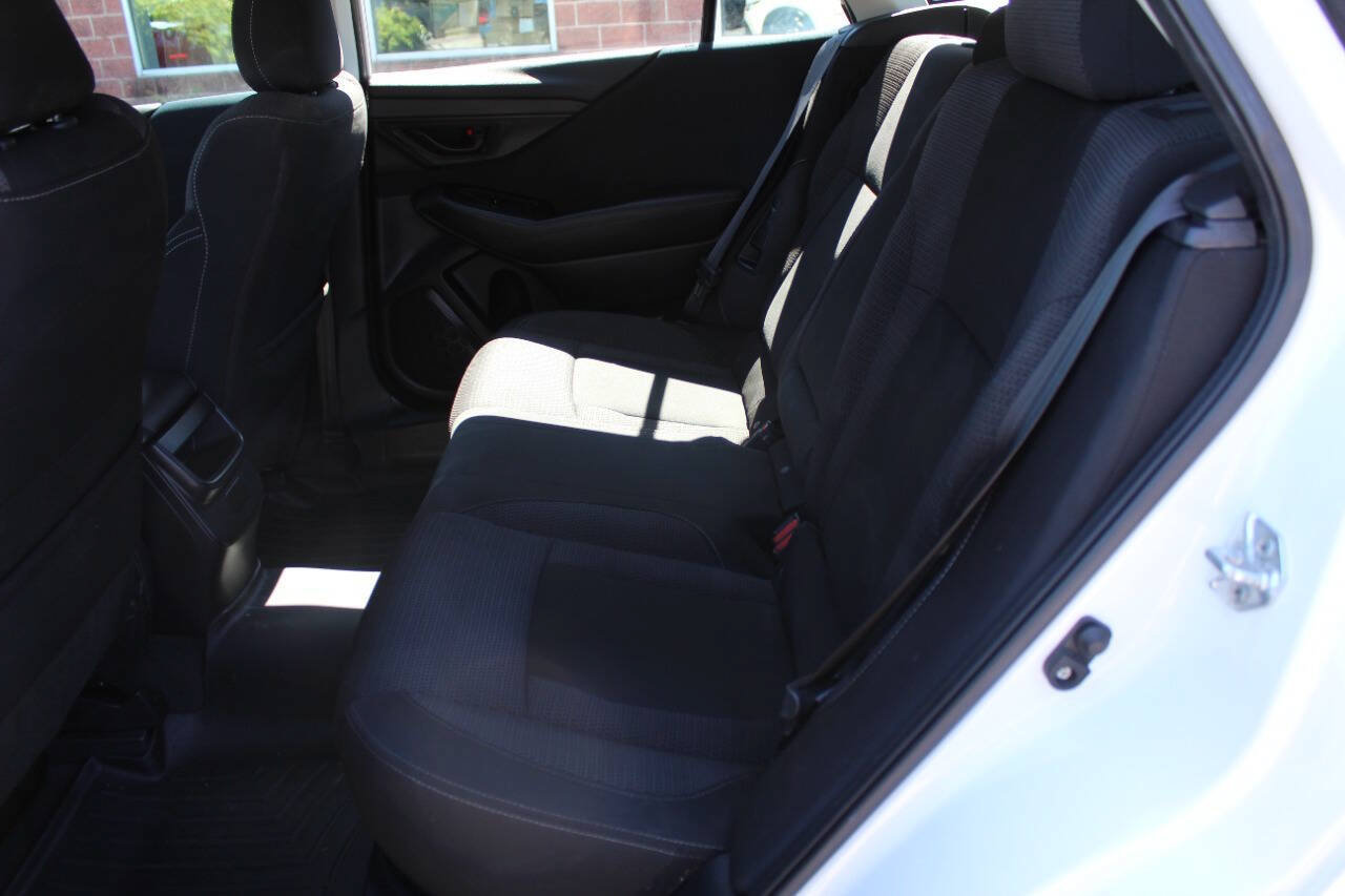 Used 2021 Subaru Outback AWD/4WD image 16