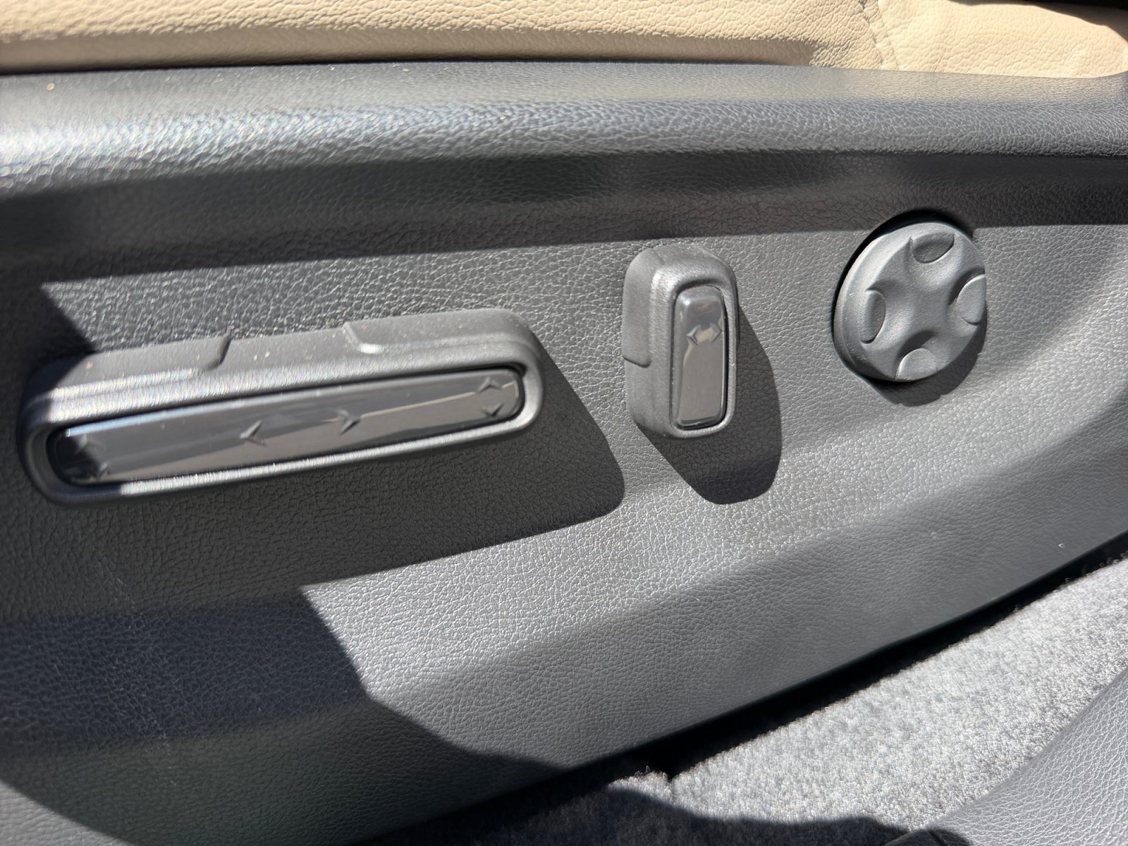 Used 2020 Honda CR-V EX-L image 14