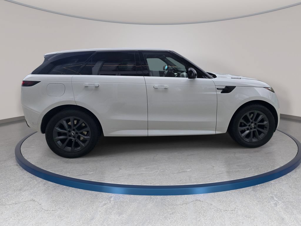 Certified 2024 Land Rover Range Rover Sport Dynamic SE AWD/4WD image 4