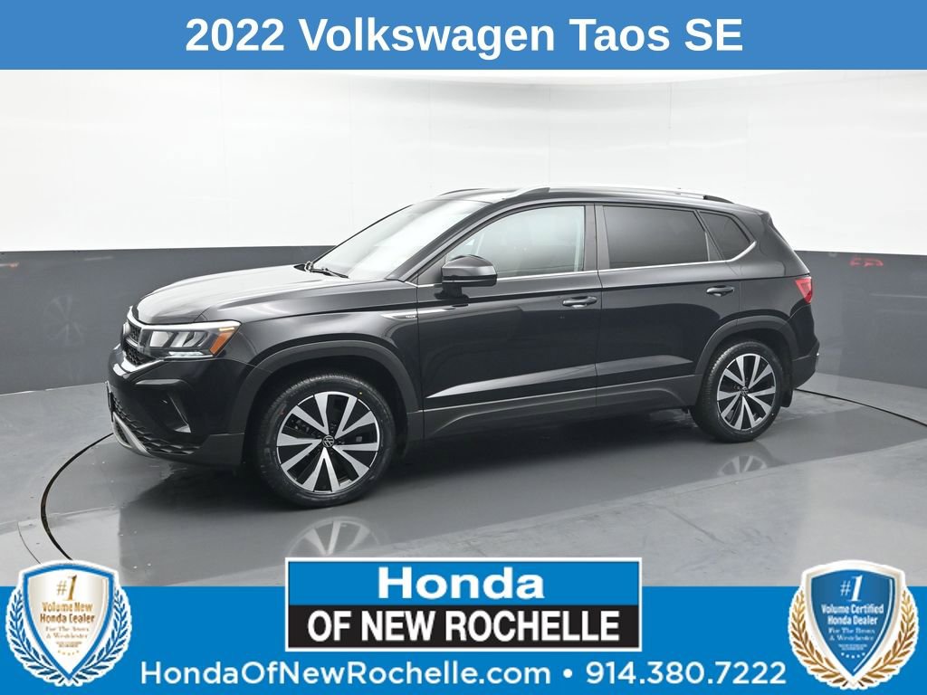 Used 2022 Volkswagen Taos SE w/ Panoramic Sunroof Package image 1