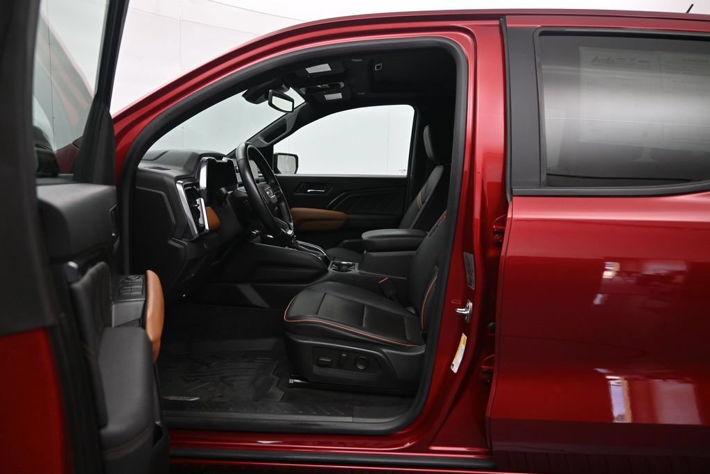 Used 2023 GMC Canyon AT4 w/ AT4 Premium Package AWD/4WD image 22