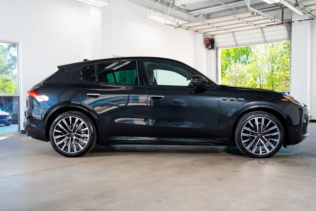 Used 2023 Maserati Grecale Modena image 5