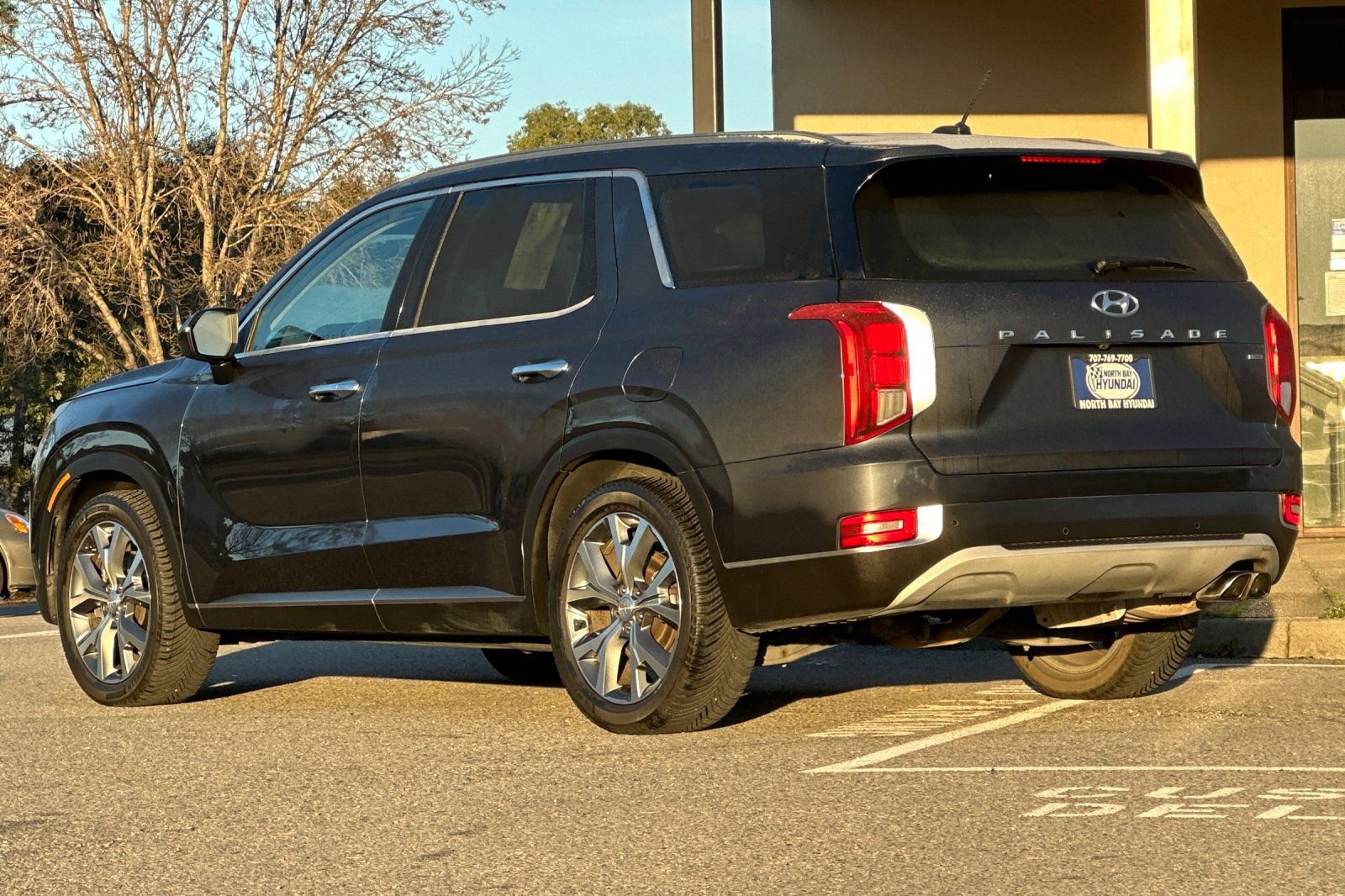 Used 2020 Hyundai Palisade SEL w/ Premium Package image 6