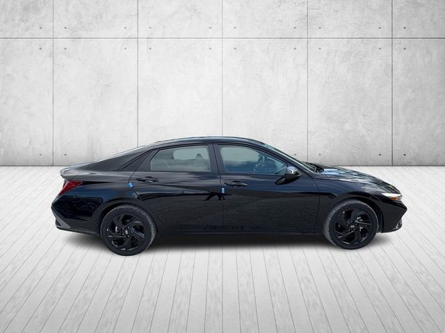 New 2026 Hyundai Elantra Sport image 4