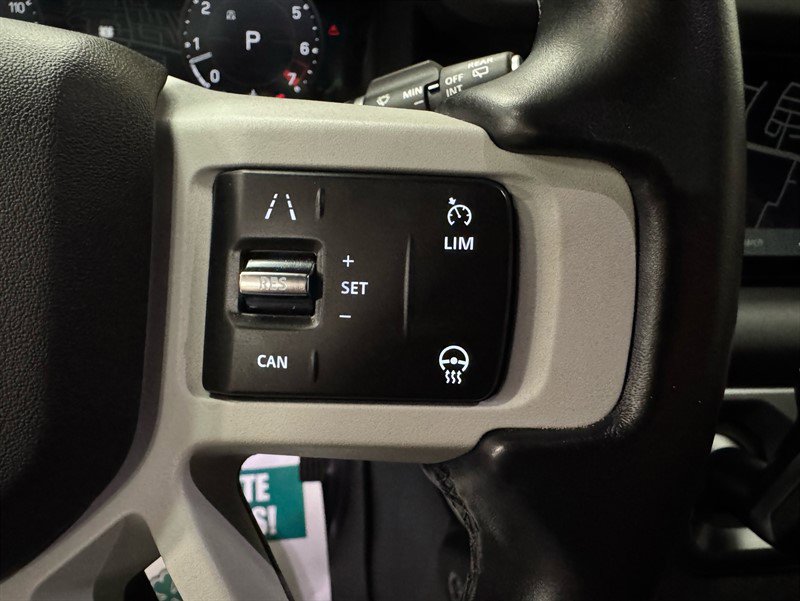 Used 2023 Land Rover Defender 110 SE image 16