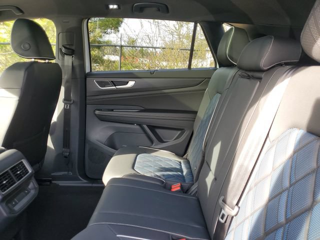 New 2026 Volkswagen Atlas Cross Sport SEL Premium R-Line AWD/4WD image 10