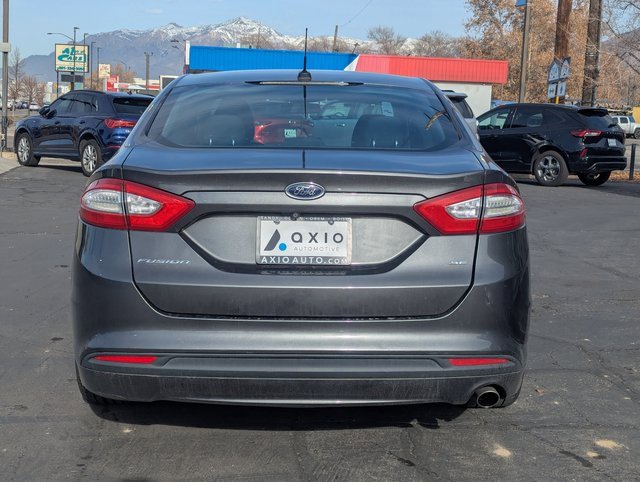 Used 2016 Ford Fusion SE image 5