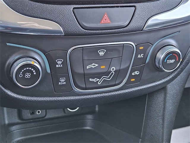 Used 2018 Chevrolet Equinox LT image 19