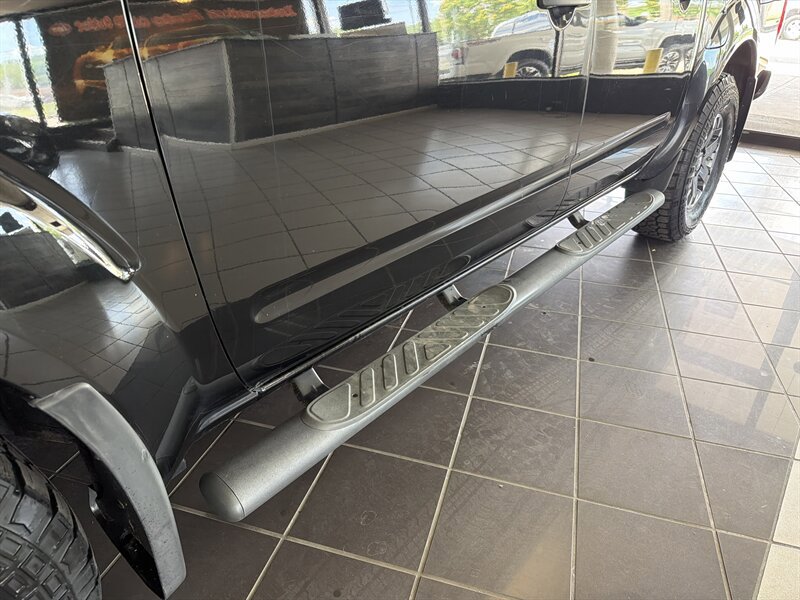 Used 2019 Nissan Frontier PRO-4X w/ Pro-4x Luxury Package AWD/4WD image 29