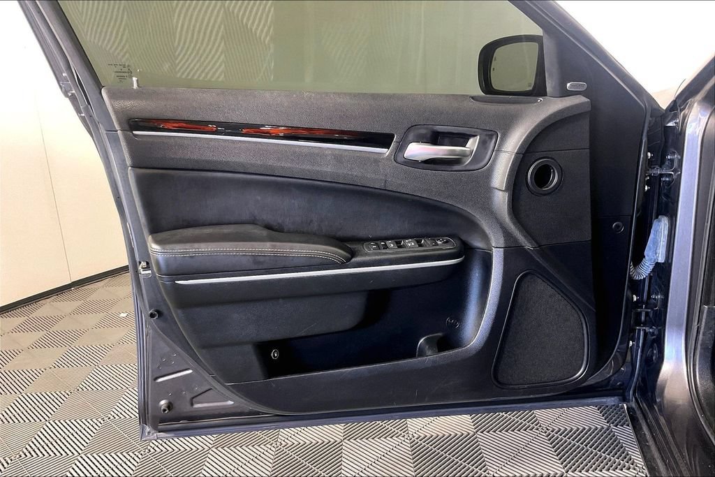 Used 2023 Chrysler 300 S RWD image 21
