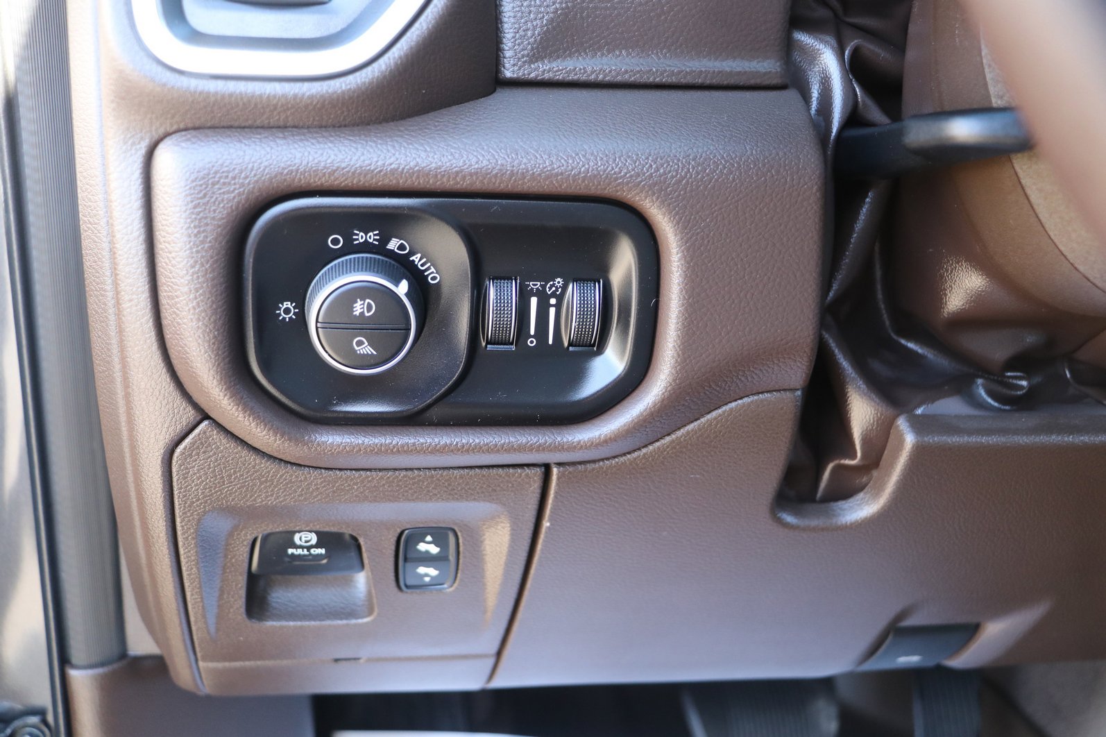 Used 2026 RAM 1500 Laramie w/ Laramie Southwest Edition image 12