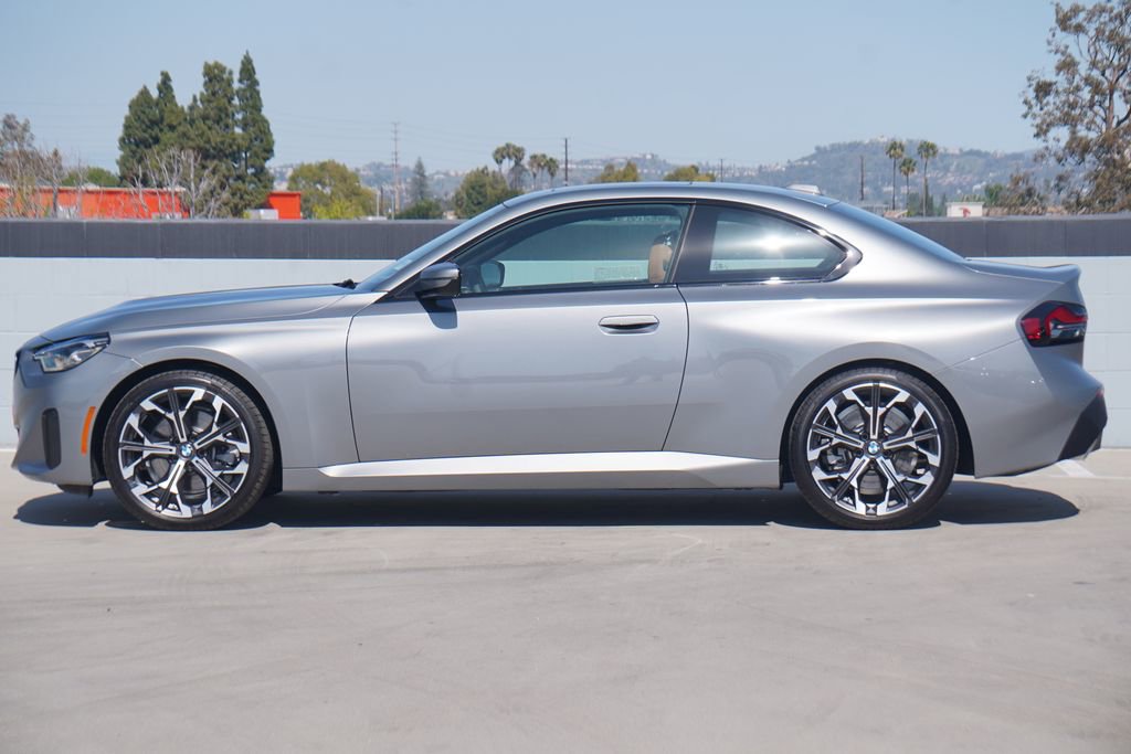 New 2026 BMW 230i Coupe w/ Premium Package image 4