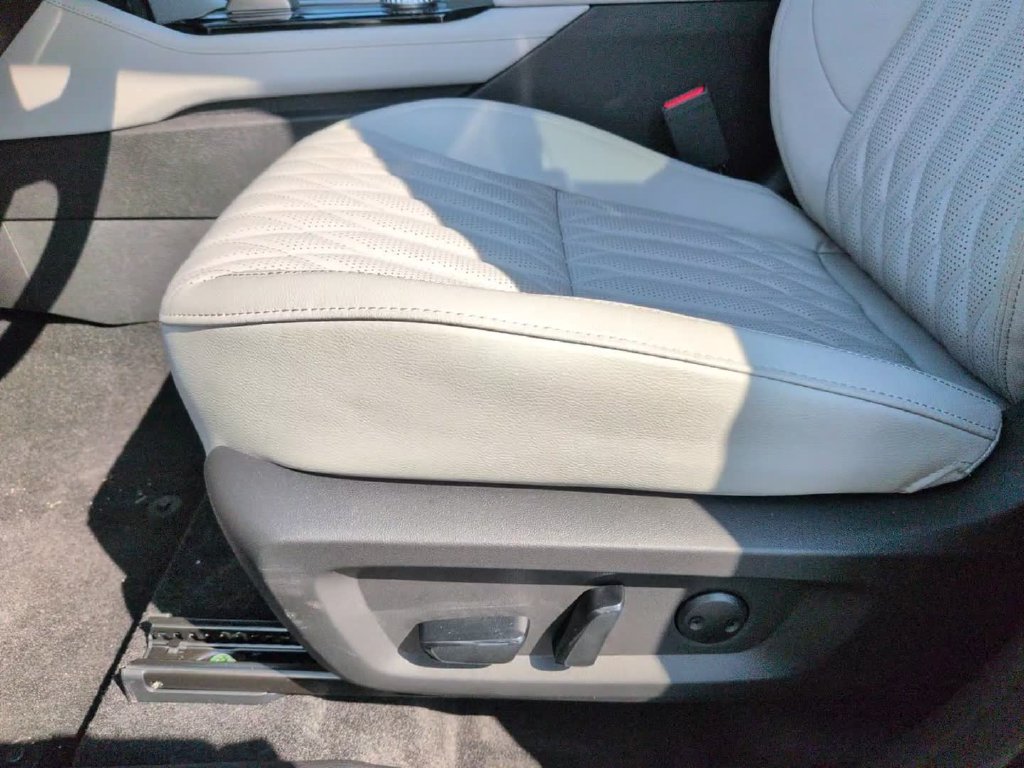 New 2026 Mitsubishi Outlander SEL AWD/4WD image 18