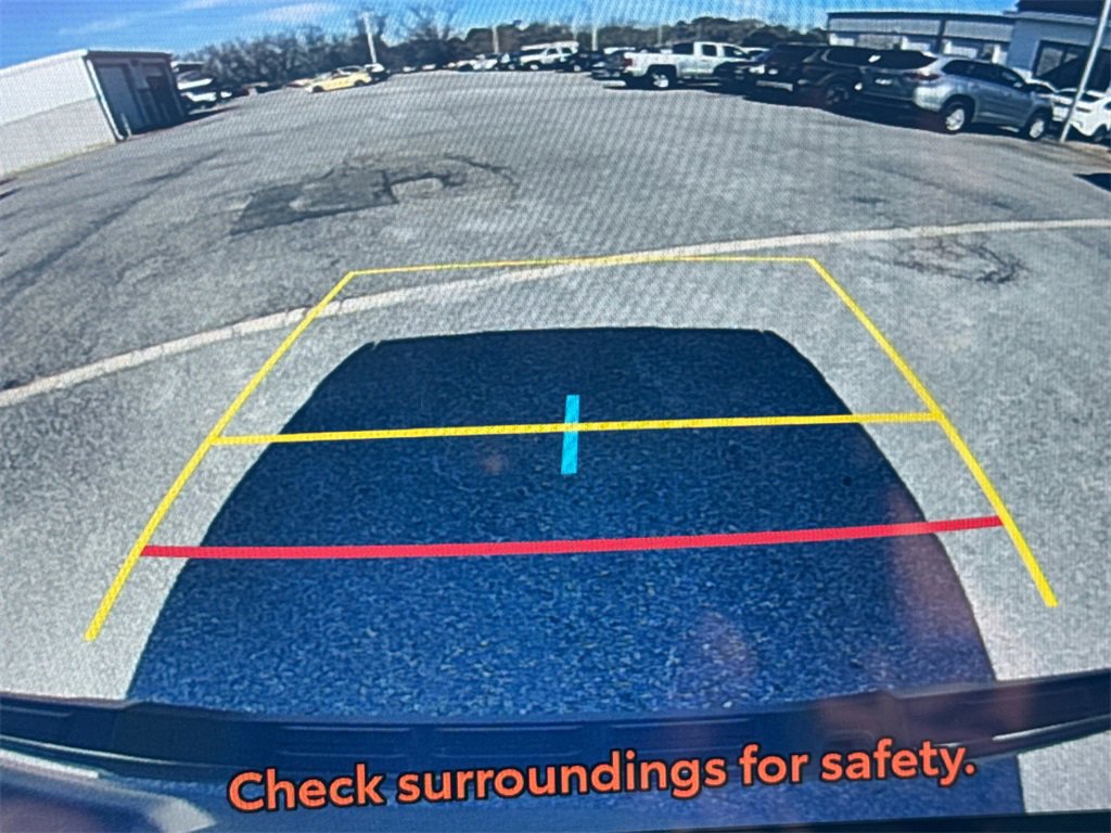 Certified 2025 Toyota Tacoma SR image 28