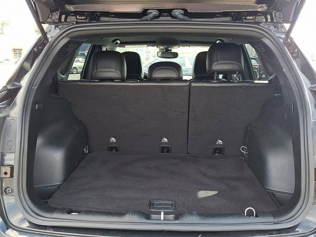 Used 2023 Jeep Compass Limited image 29