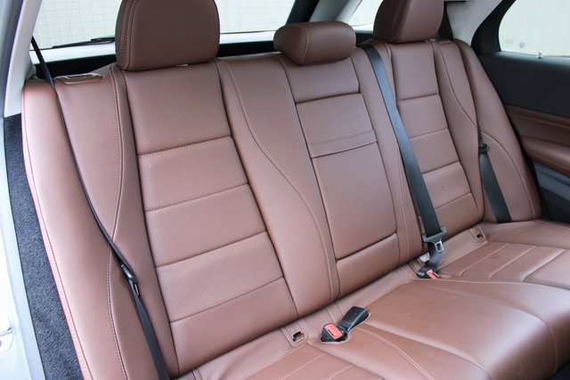 Used 2024 Mercedes-Benz GLE 350 4MATIC w/ AMG Line Exterior image 16