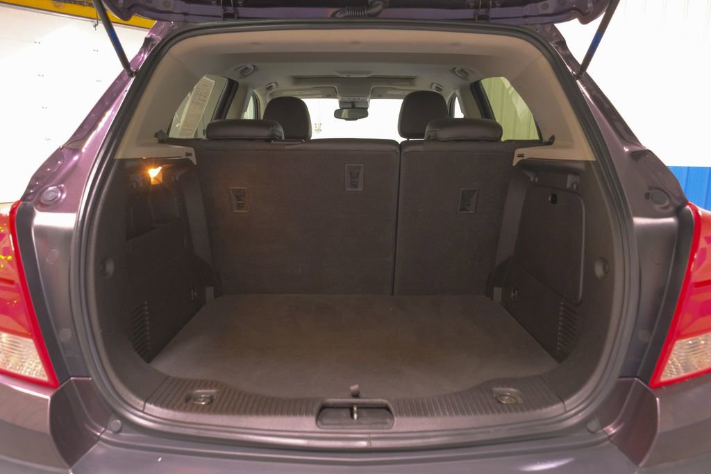 Used 2016 Chevrolet Trax LT w/ LT Sun and Sound Package image 21