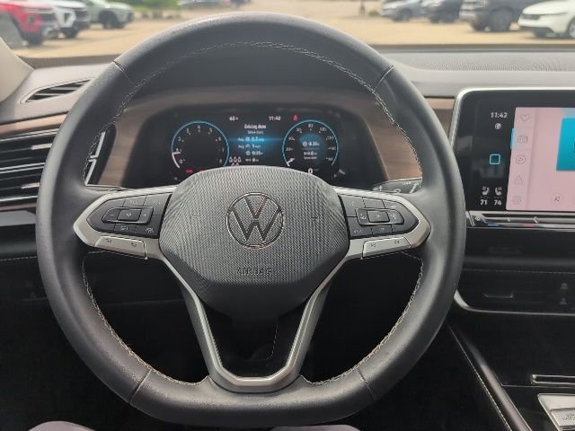 Used 2024 Volkswagen Atlas SE AWD/4WD image 8