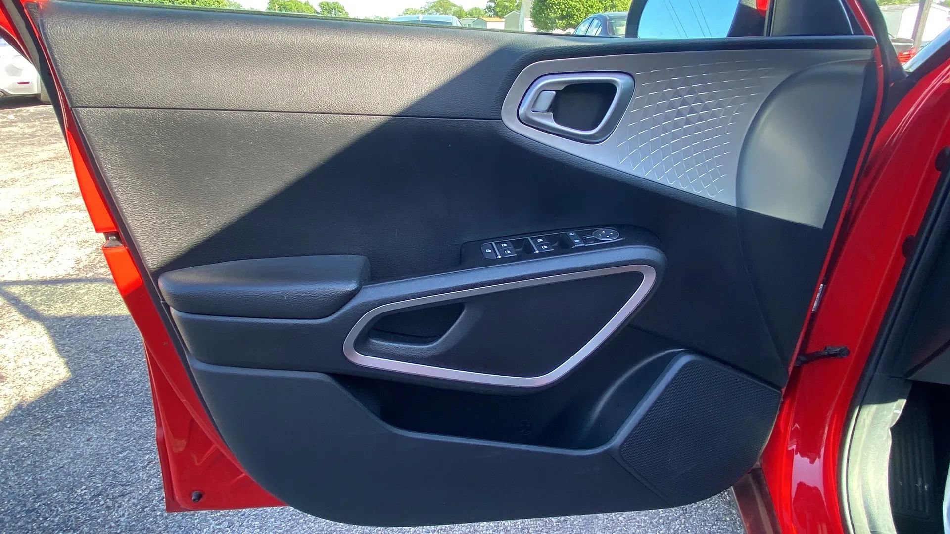 Used 2022 Kia Soul LX FWD image 17