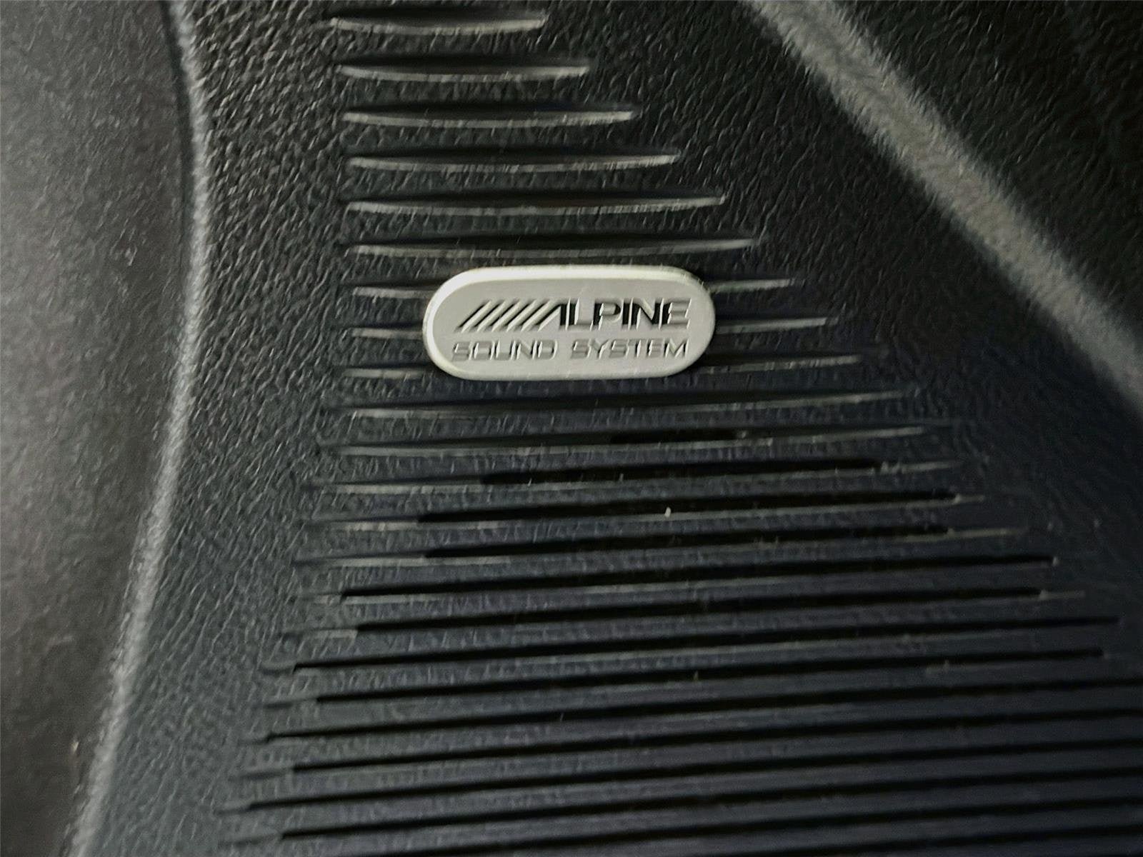 Used 2022 Dodge Challenger SXT RWD image 21