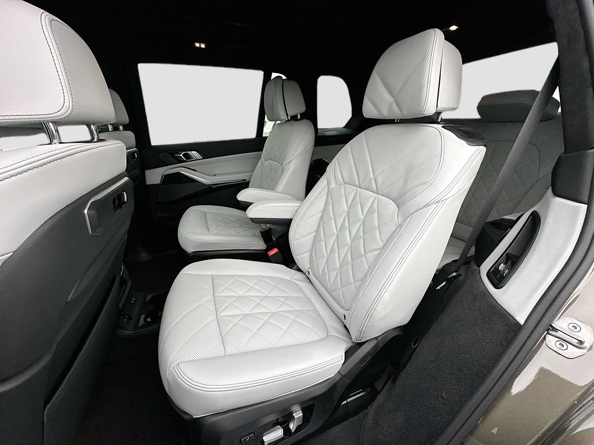 New 2026 BMW X7 xDrive40i w/ M Sport Package image 19