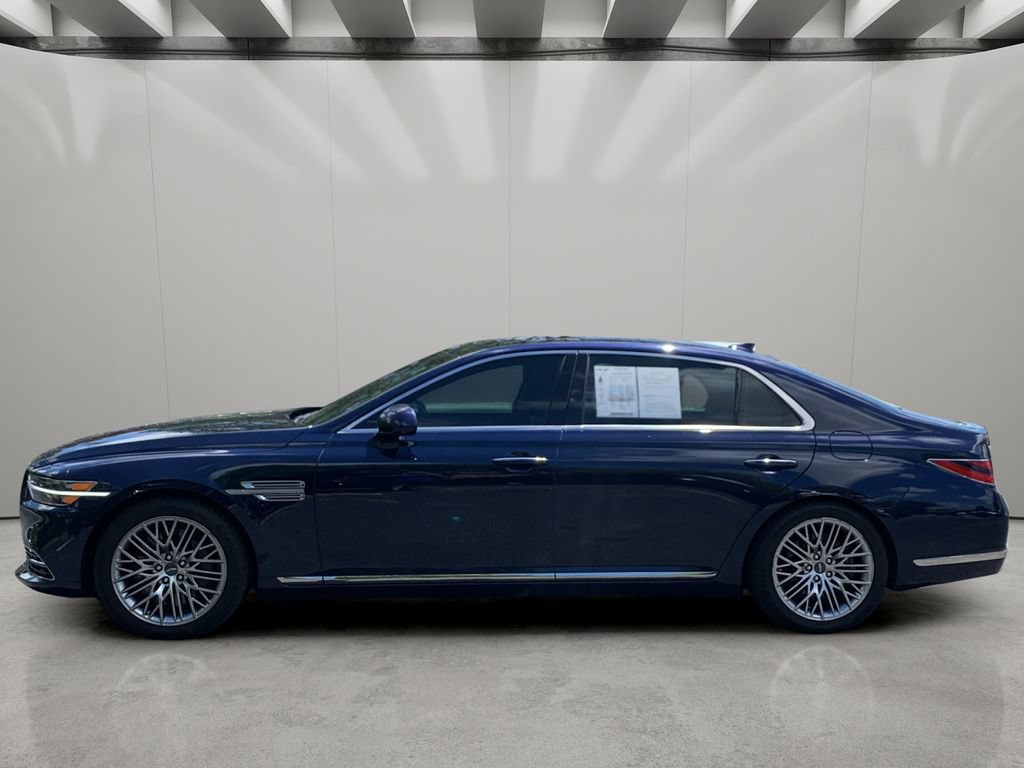 Used 2022 Genesis G90 5.0 Ultimate RWD image 2
