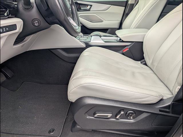 Used 2023 Acura MDX FWD w/ Technology Package image 9