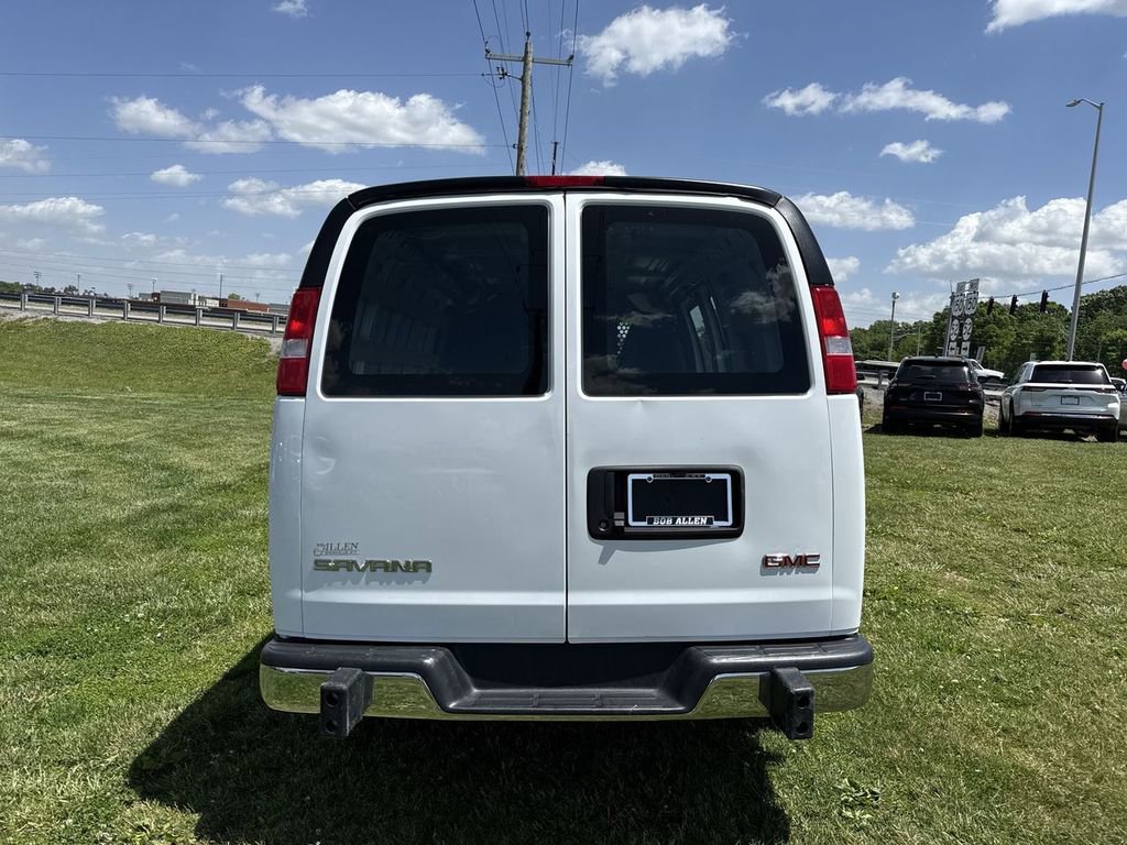 Used 2024 GMC Savana 2500 w/ Driver Convenience Package RWD image 18