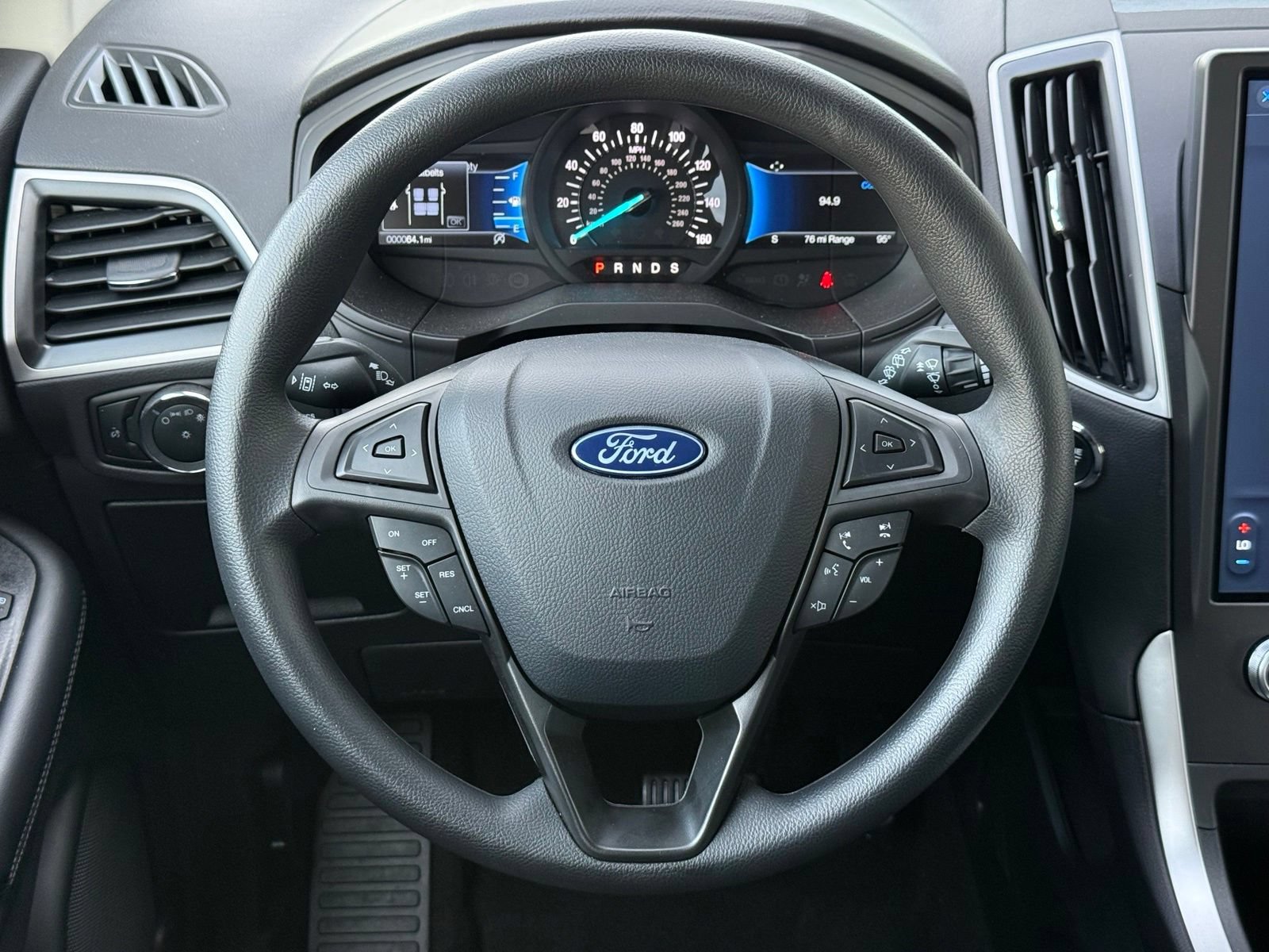 Used 2024 Ford Edge SE AWD/4WD image 33