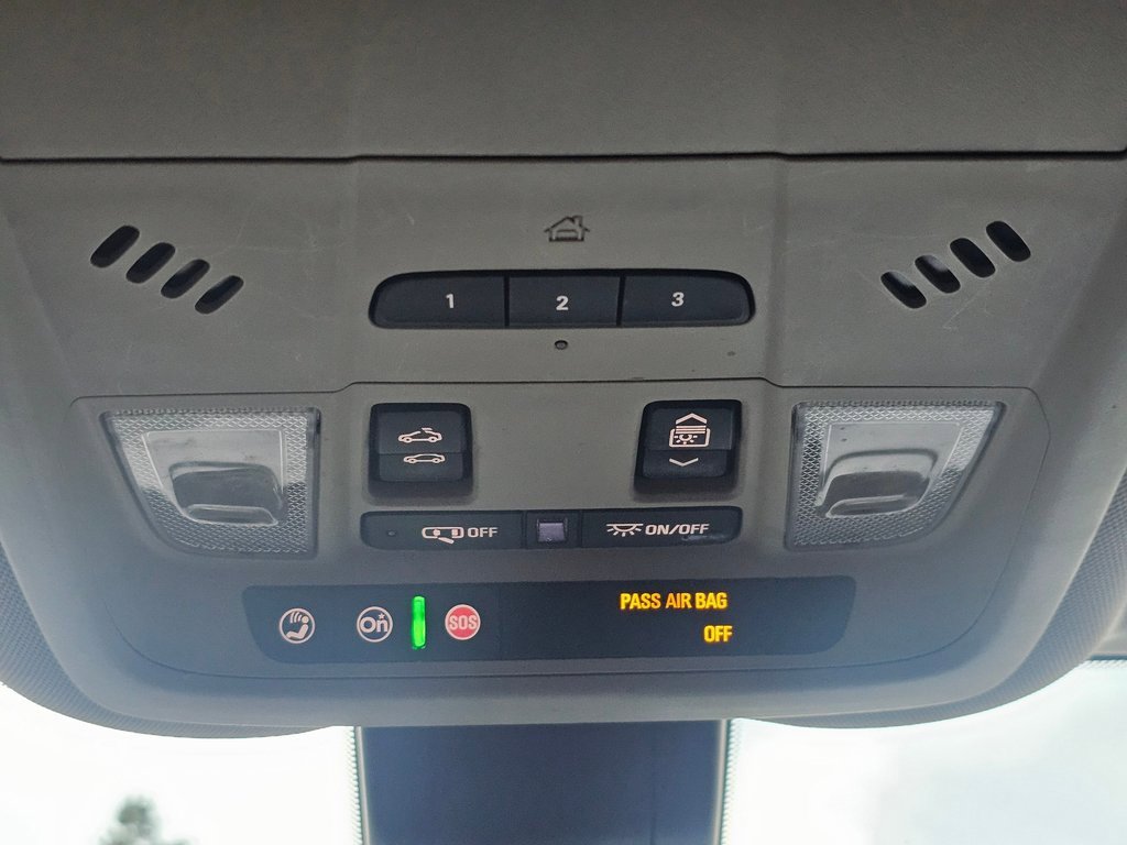 Used 2018 GMC Terrain Denali w/ Advanced Safety Package image 18