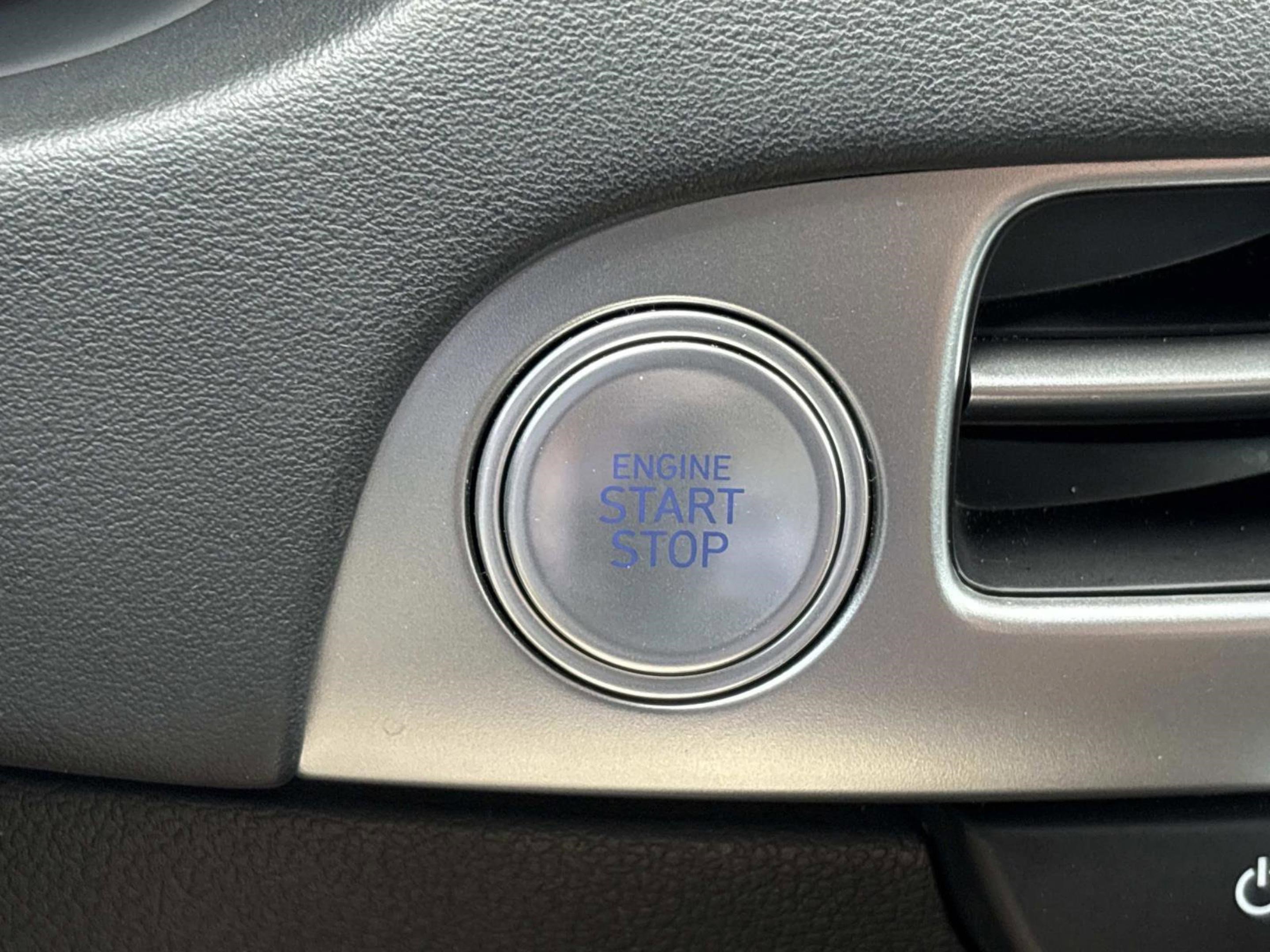 Used 2024 Hyundai Palisade Limited image 37