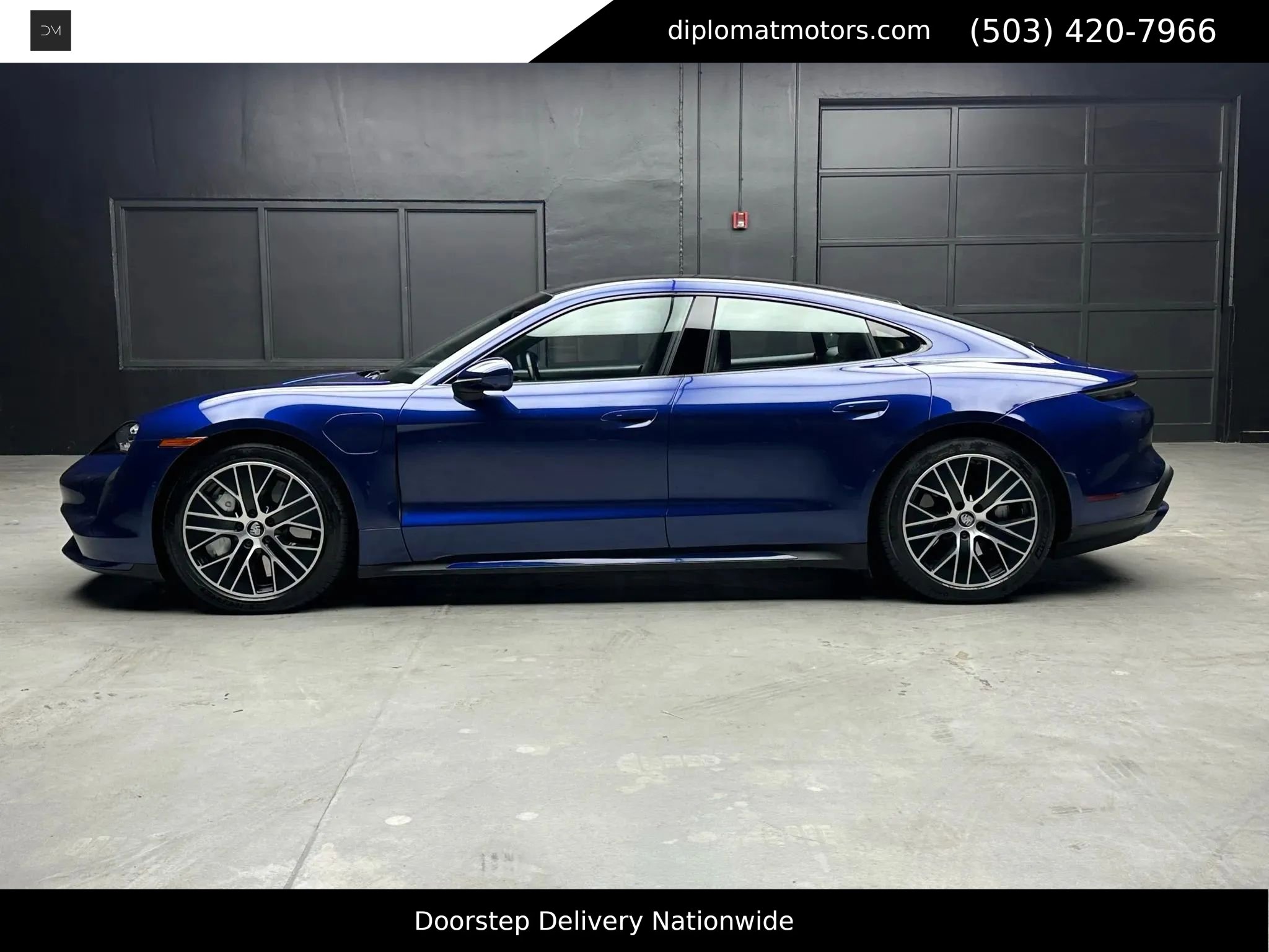 Used 2020 Porsche Taycan image 3