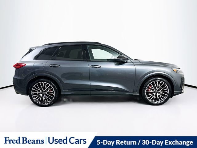Used 2025 Audi SQ5 Premium Plus w/ Premium Plus Package image 8