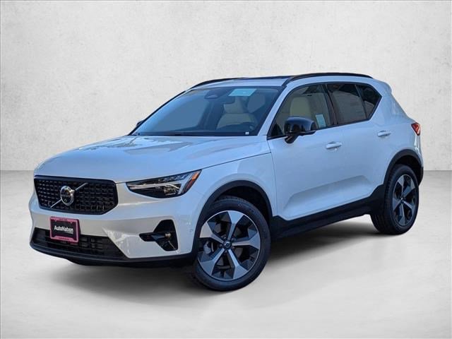 Used 2026 Volvo XC40 B5 Plus w/ Protection Package Premier AWD/4WD image 1