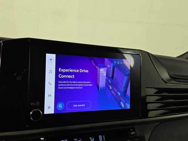 Used 2025 Toyota Camry SE image 17