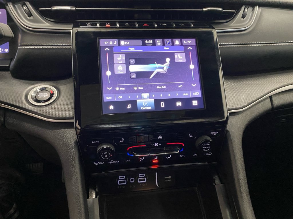 Certified 2023 Jeep Grand Cherokee L Altitude AWD/4WD image 28