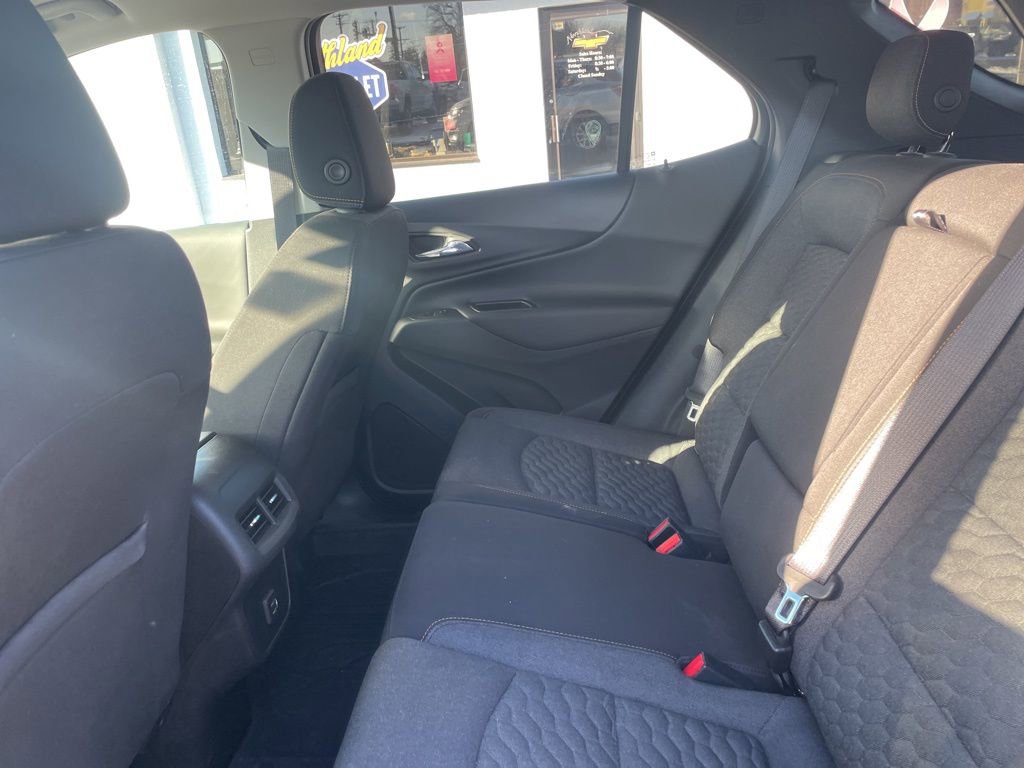Used 2020 Chevrolet Equinox LT w/ Driver Convenience Package image 26